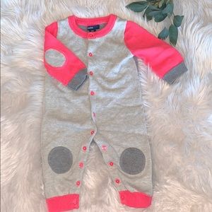 BABY GAP onesie